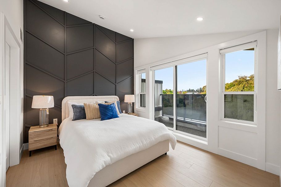 4 3065 Charles Street Vancouver, BC - 25