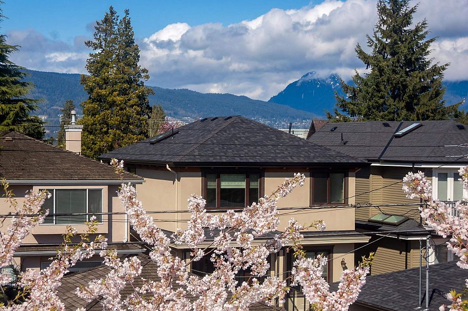 4549 W 12th Avenue Vancouver, BC - 32