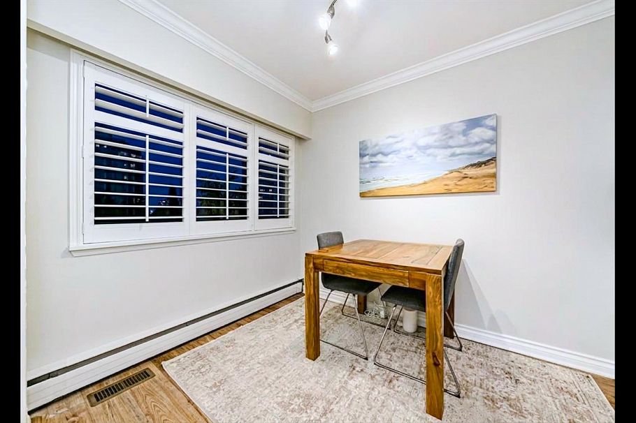 305 2430 Point Grey Road Vancouver, BC - 11