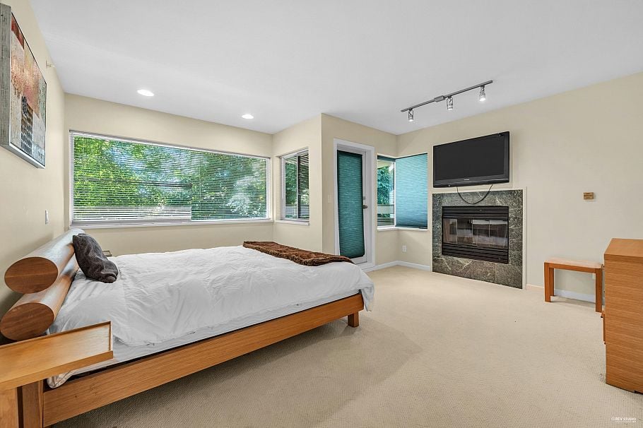 3091 W 38th Avenue Vancouver, BC - 18