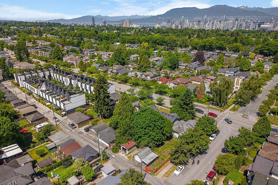 20 W King Edward Avenue Vancouver, BC - 11