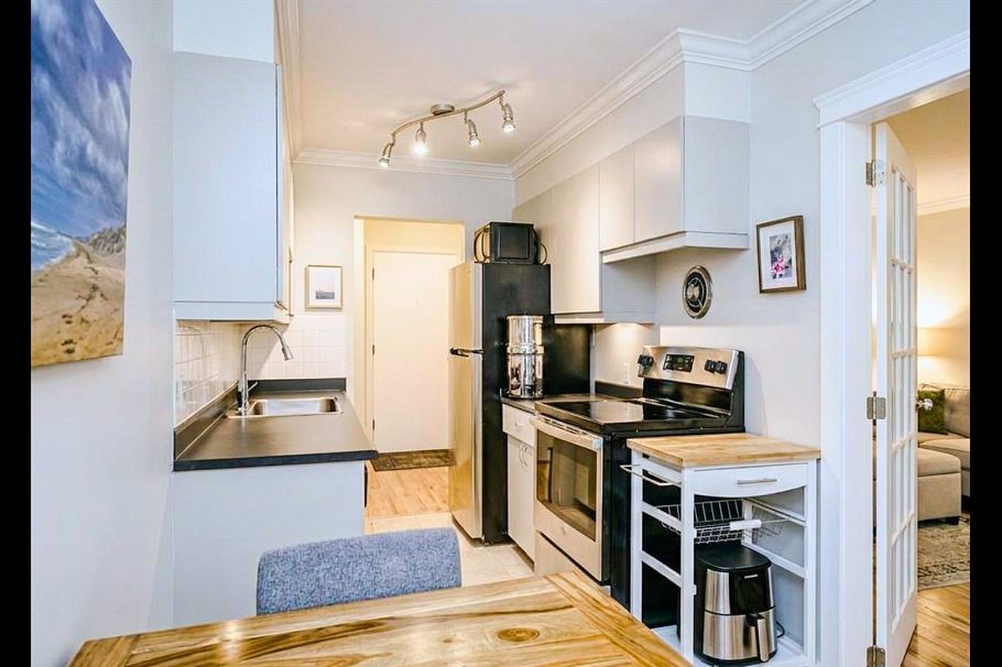 305 2430 Point Grey Road Vancouver, BC - 7