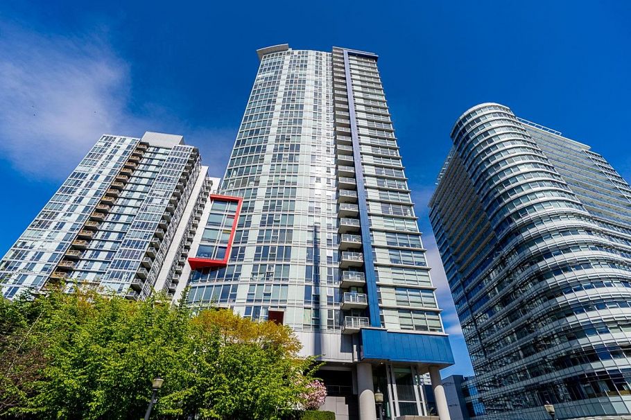 2803 111 W Georgia Street Vancouver, BC - 1