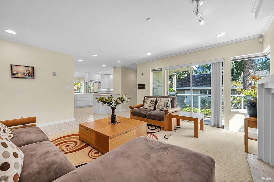 3091 W 38th Avenue Vancouver, BC - 7