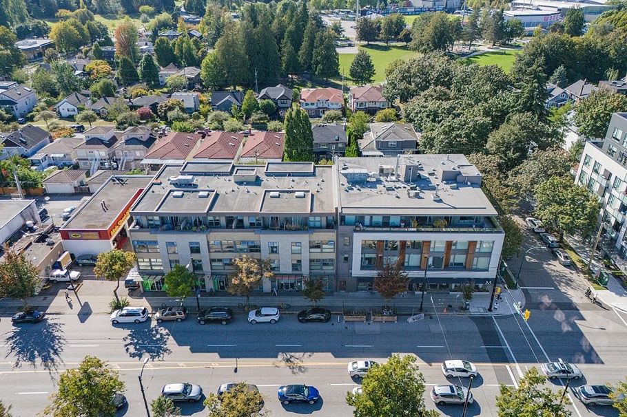 301 188 E 32nd Avenue Vancouver, BC - 4