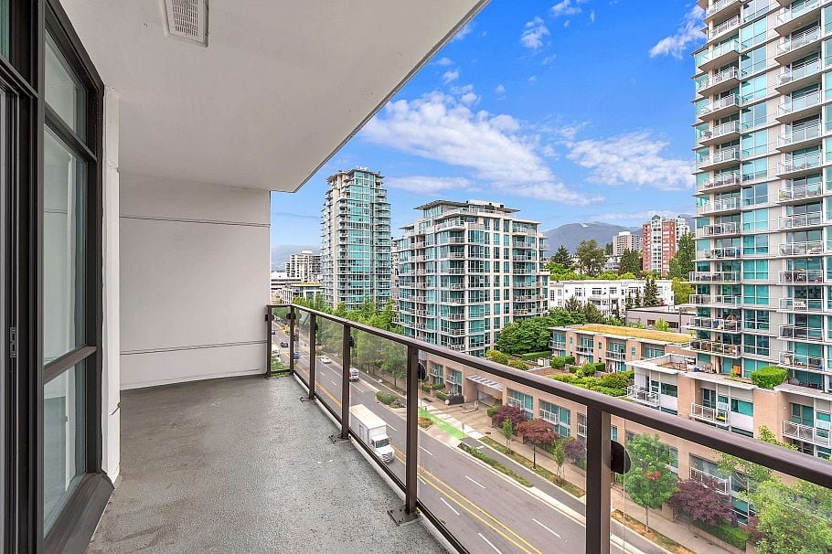 901 172 Victory Ship Way North Vancouver, BC - 28