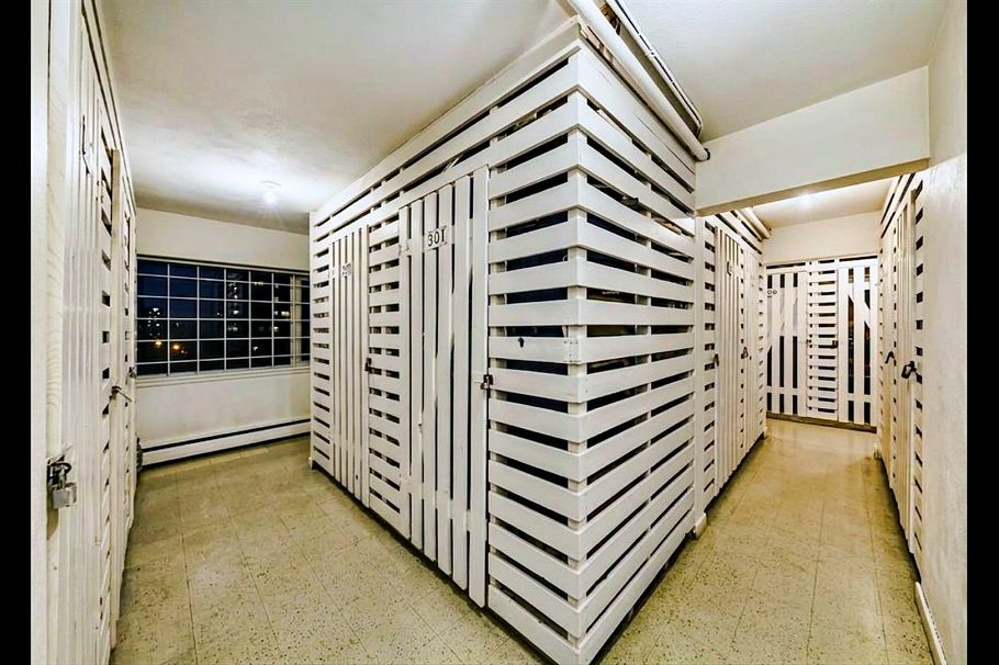 305 2430 Point Grey Road Vancouver, BC - 12