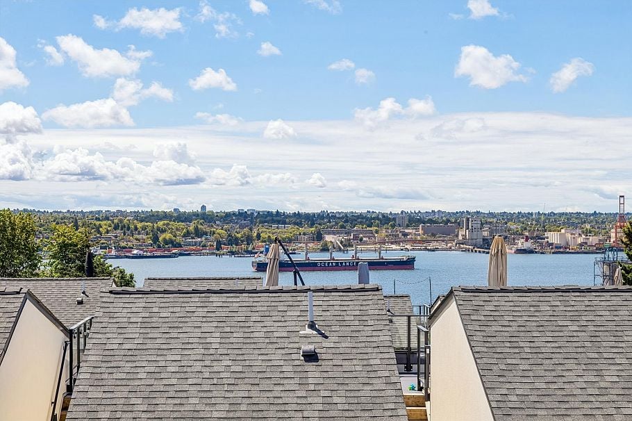 129 649 E 3rd Street North Vancouver, BC - 36