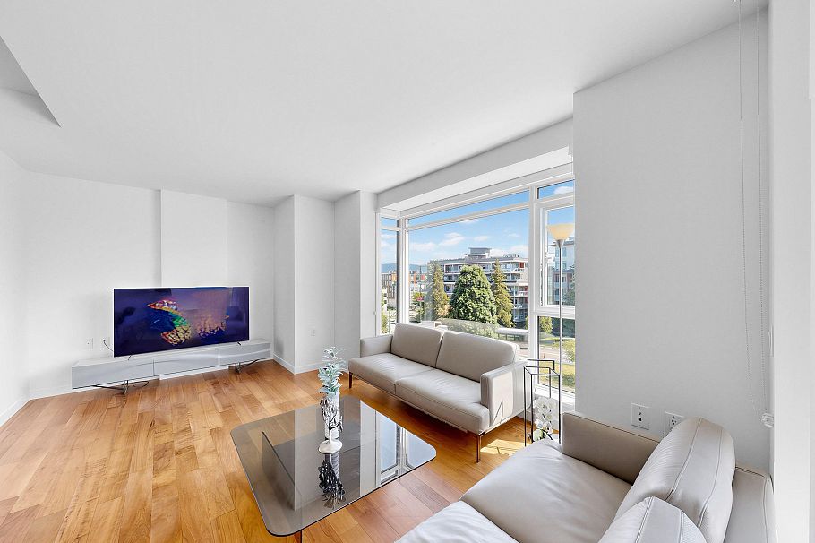 402 4189 Cambie Street Vancouver, BC - 5