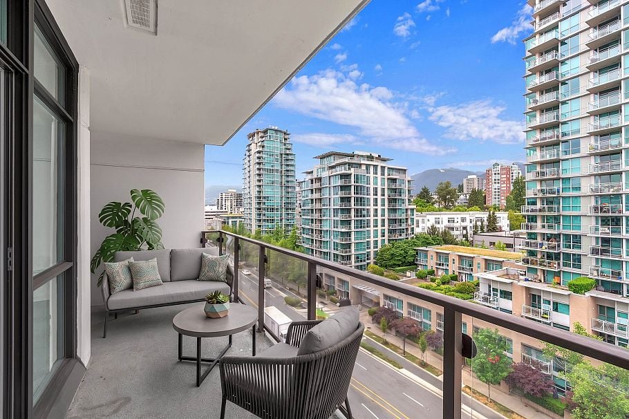 901 172 Victory Ship Way North Vancouver, BC - 24