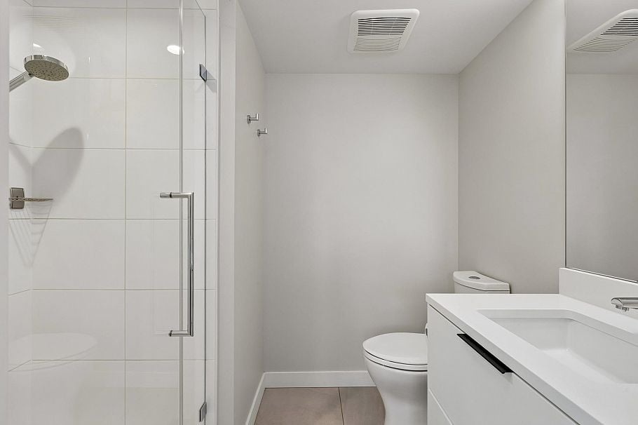 129 649 E 3rd Street North Vancouver, BC - 24