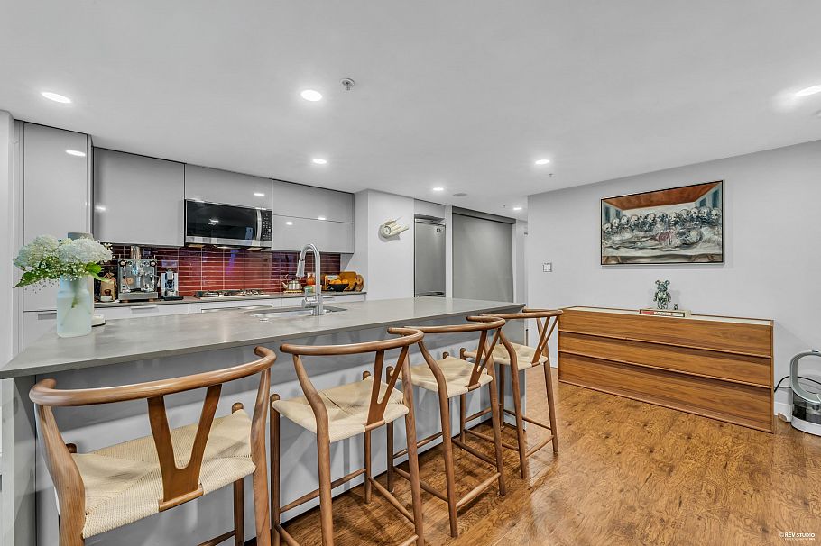605 128 W Cordova Street Vancouver, BC - 9