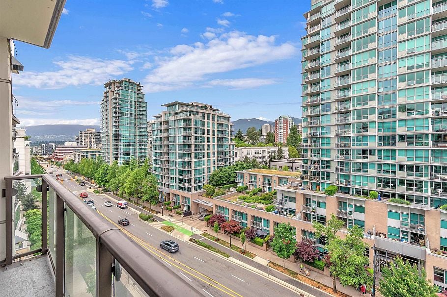 901 172 Victory Ship Way North Vancouver, BC - 27