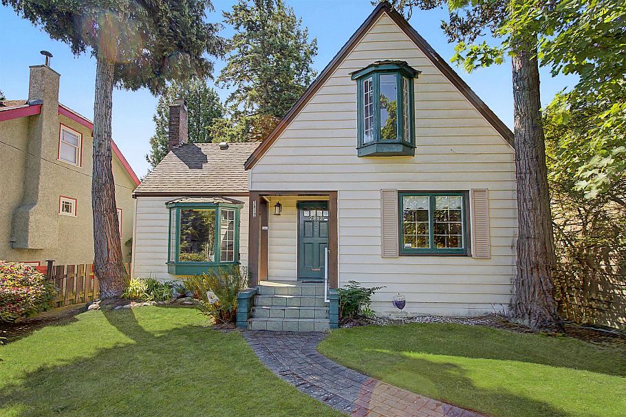 2812 W 33rd Avenue Vancouver, BC - 10
