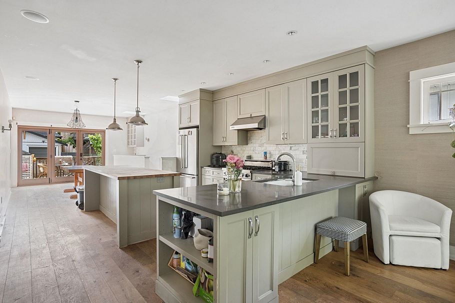 2252 Venables Street Vancouver, BC - 6