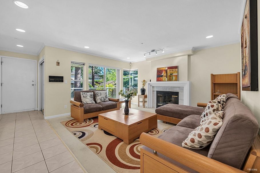 3091 W 38th Avenue Vancouver, BC - 8
