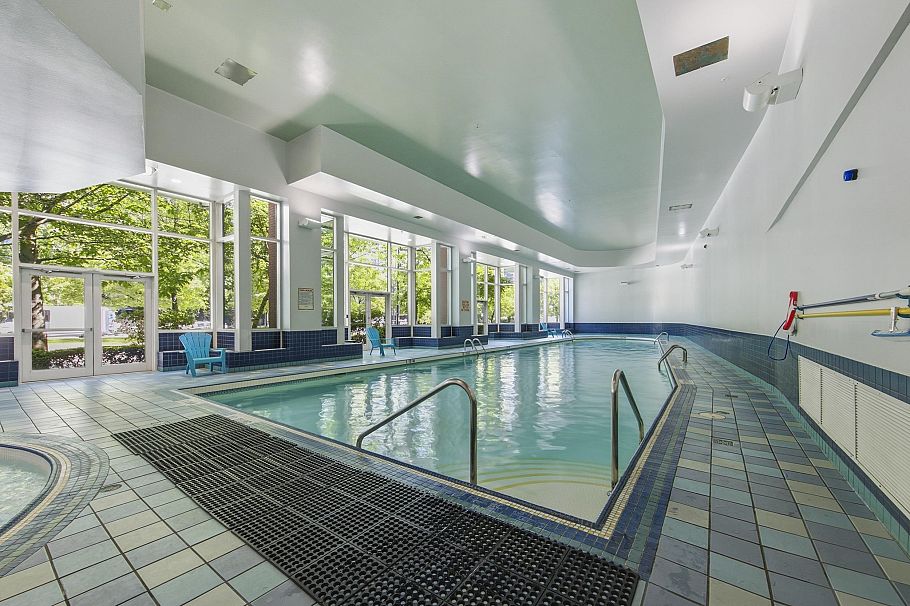 2002 193 Aquarius Mews Vancouver, BC - 20
