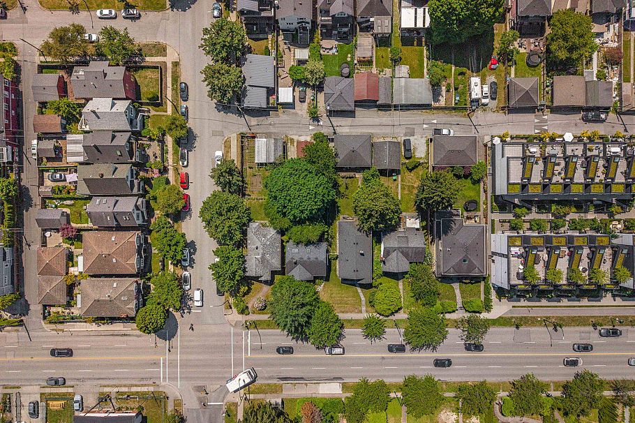 20 W King Edward Avenue Vancouver, BC - 8