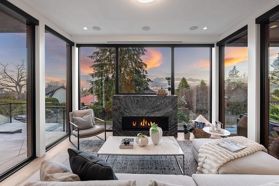 4346 Locarno Crescent Vancouver, BC - 3