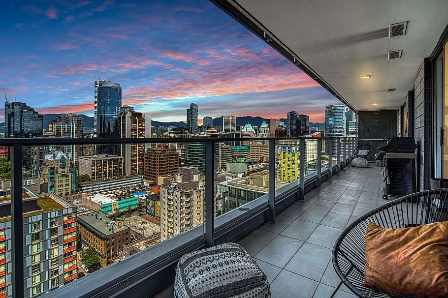 2607 1111 Richards Street Vancouver, BC - 2