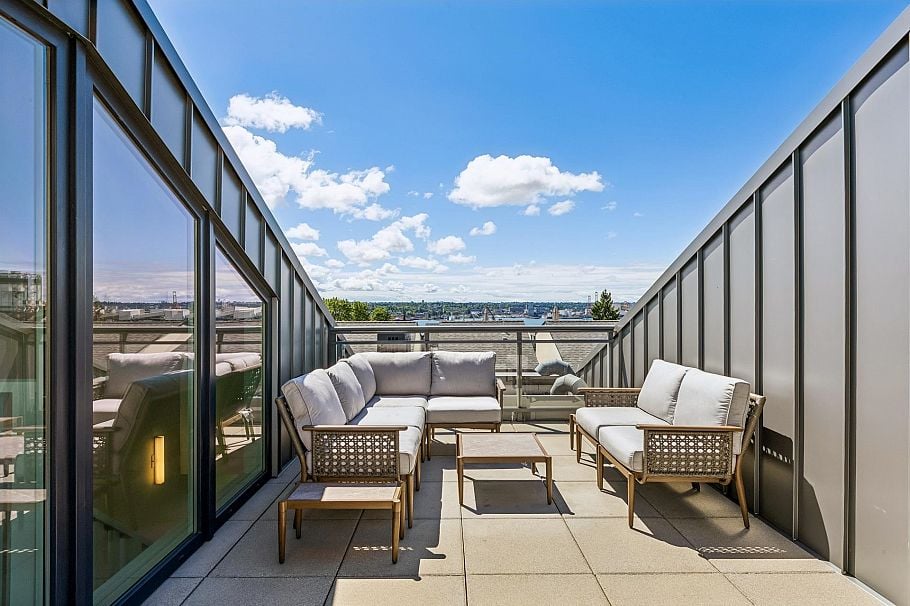 129 649 E 3rd Street North Vancouver, BC - 34