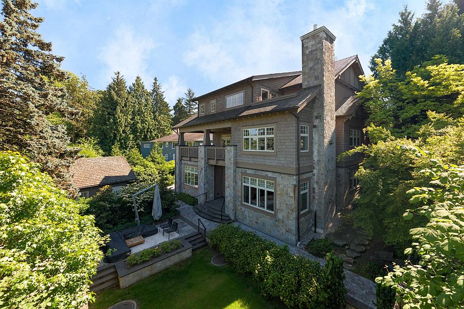 1093 Wolfe Avenue Vancouver, BC - 39