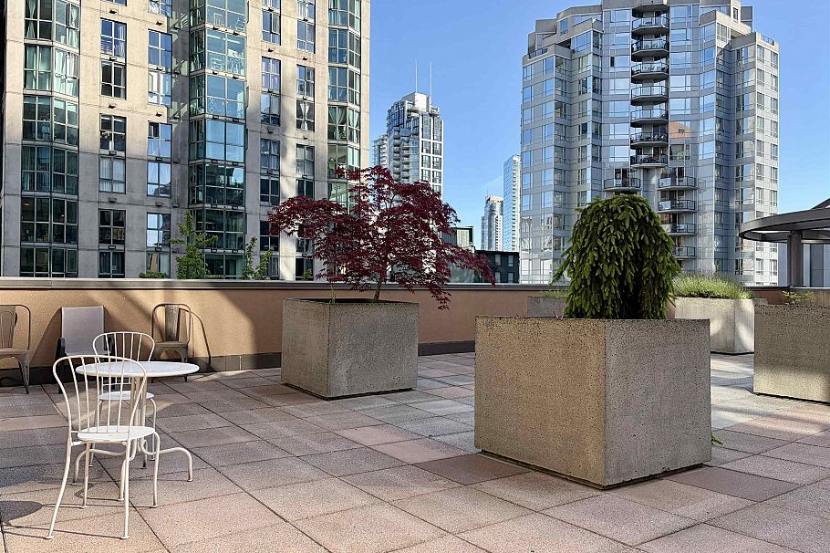 2607 1189 Howe Street Vancouver, BC - 8
