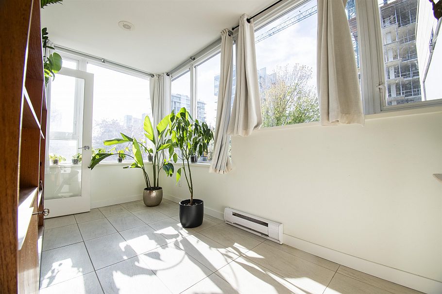 204 2483 Spruce Street Vancouver, BC - 22