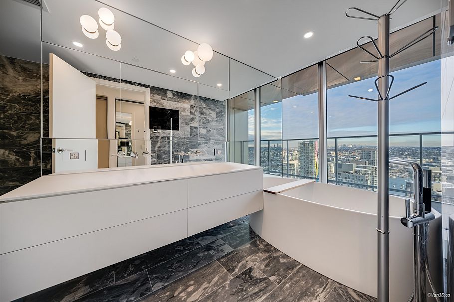 4701 1480 Howe Street Vancouver, BC - 18