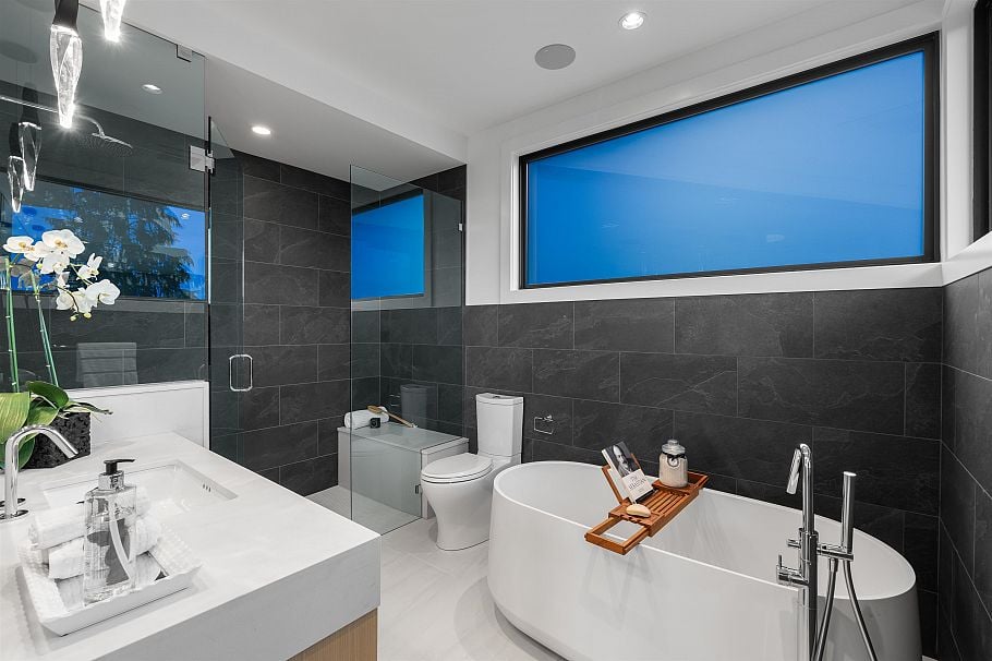 4346 Locarno Crescent Vancouver, BC - 24