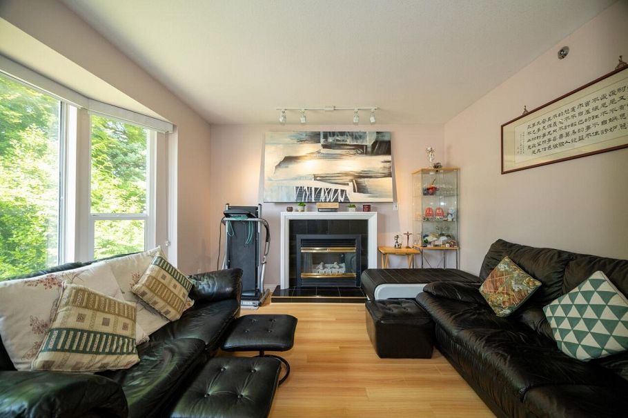 4568 Hoy Street Vancouver, BC - 4