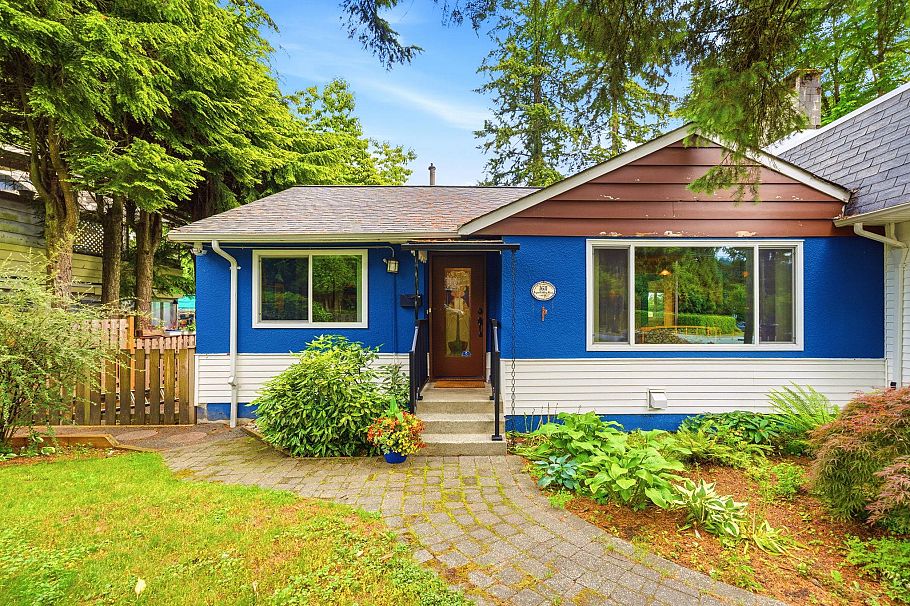1611 Lynn Valley Road North Vancouver, BC - 6