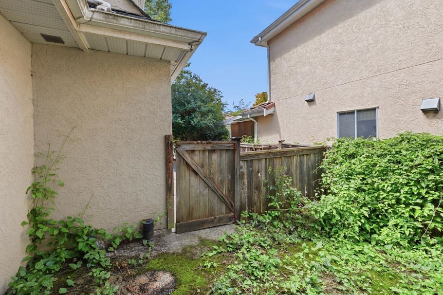 6 8291 French Street Vancouver, BC - 5