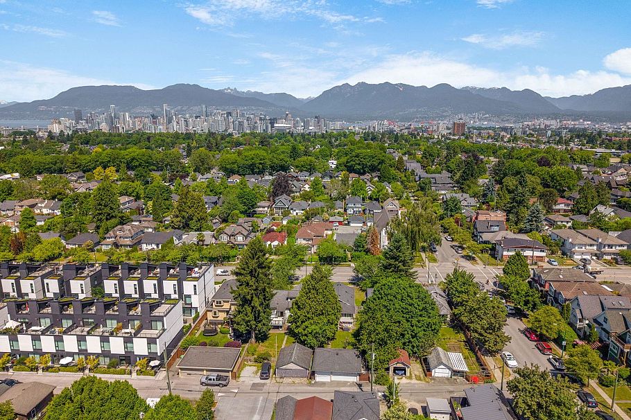 20 W King Edward Avenue Vancouver, BC - 10
