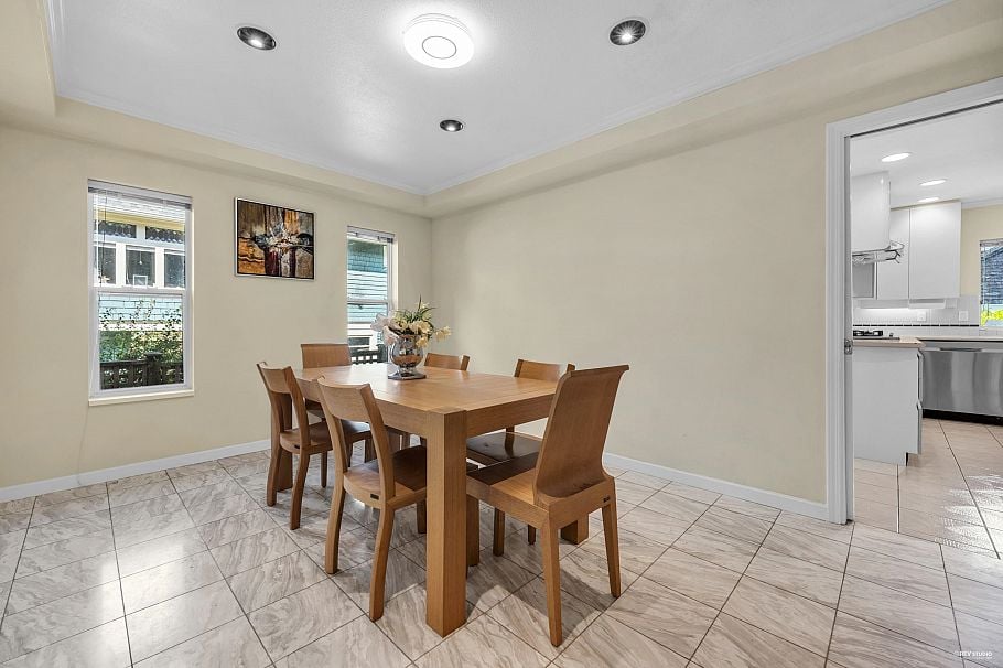 3091 W 38th Avenue Vancouver, BC - 12