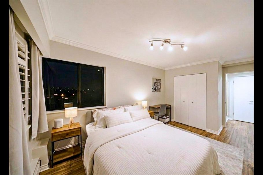 305 2430 Point Grey Road Vancouver, BC - 9