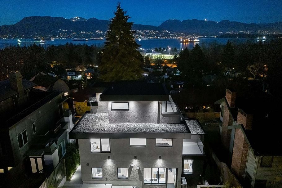 4346 Locarno Crescent Vancouver, BC - 39