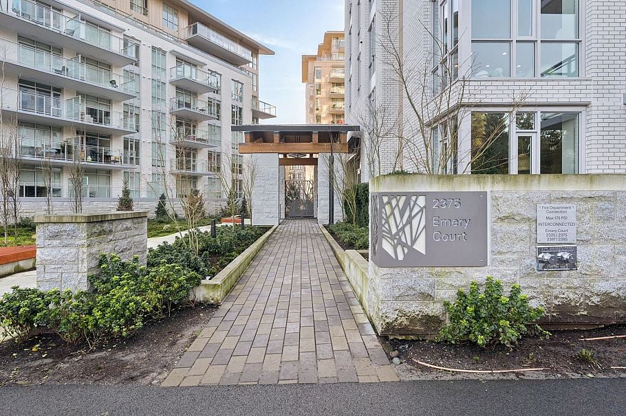 208 2375 Emery Court North Vancouver, BC - 22