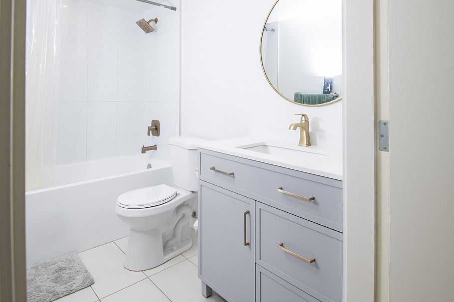 204 2483 Spruce Street Vancouver, BC - 16