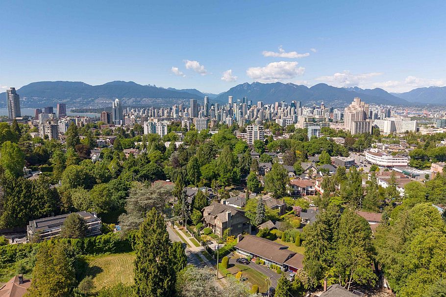 1093 Wolfe Avenue Vancouver, BC - 40