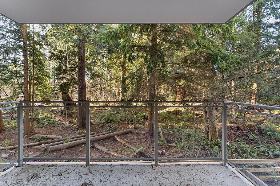 208 2375 Emery Court North Vancouver, BC - 18