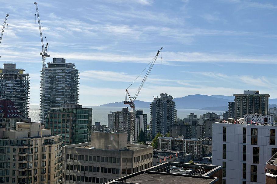 2607 1189 Howe Street Vancouver, BC - 18