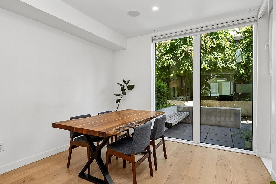129 649 E 3rd Street North Vancouver, BC - 9