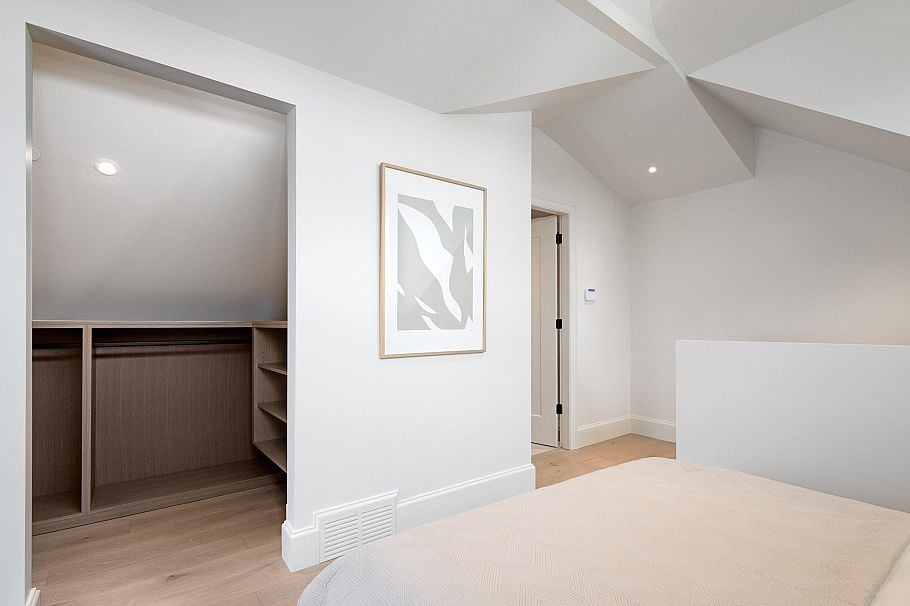 2380 E 5th Avenue Vancouver, BC - 17