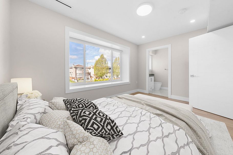 6692 Nanaimo Street Vancouver, BC - 18