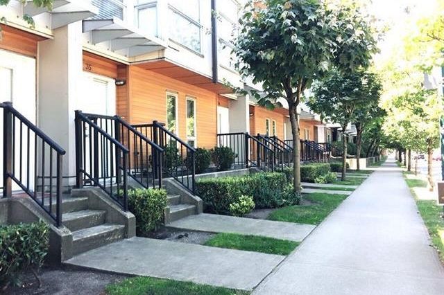 35 638 W 6th Avenue Vancouver, BC - 1