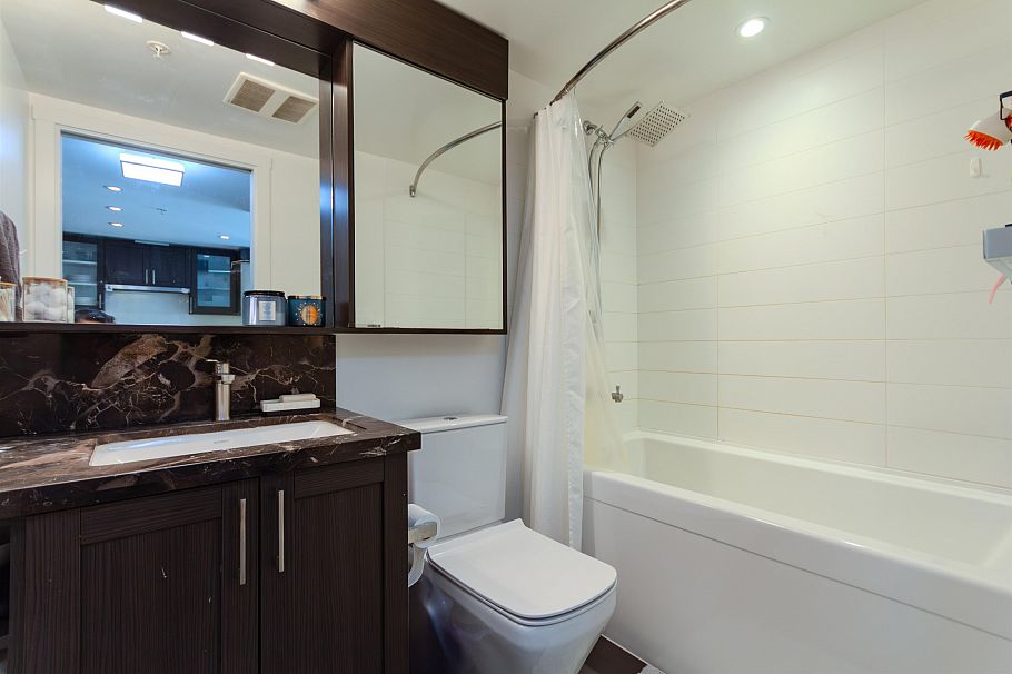 207 5515 Boundary Road Vancouver, BC - 16