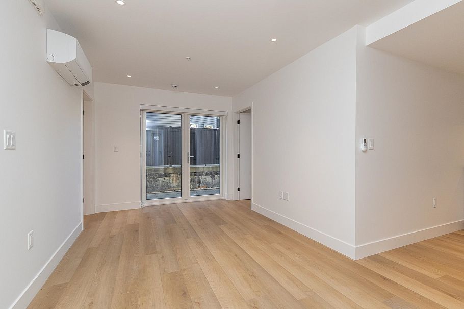 103 239 E 16 AVENUE, Vancouver BC V5T 2T5 Vancouver, BC - 2
