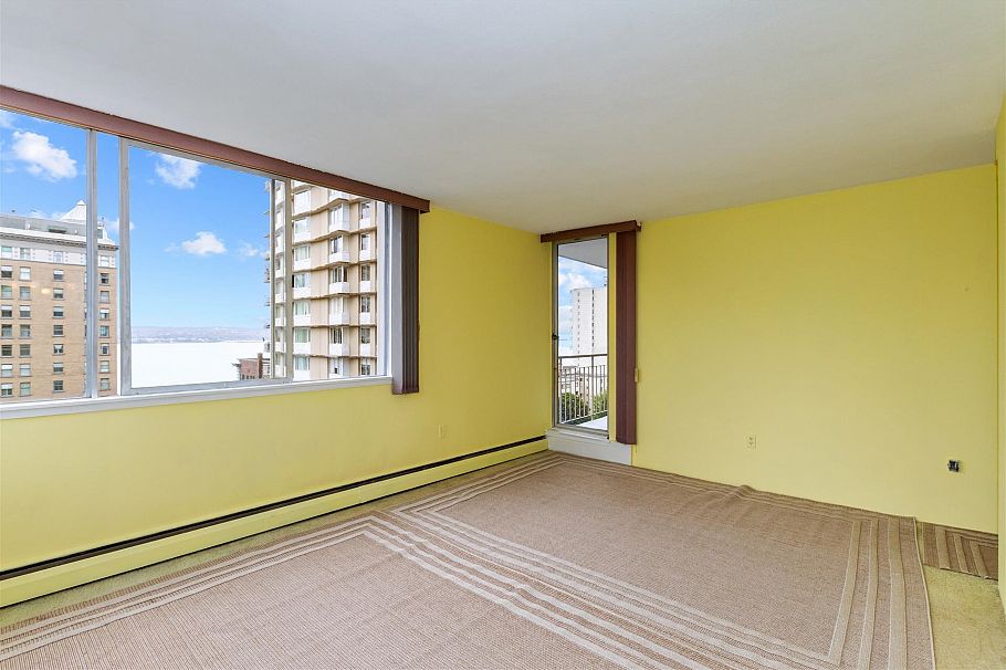 1202 1850 Comox Street Vancouver, BC - 13
