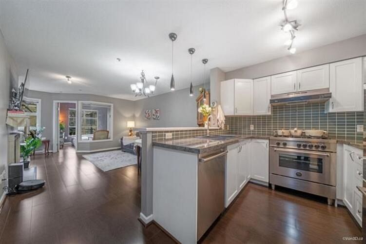 313 2181 W 12th Avenue Vancouver, BC - 5